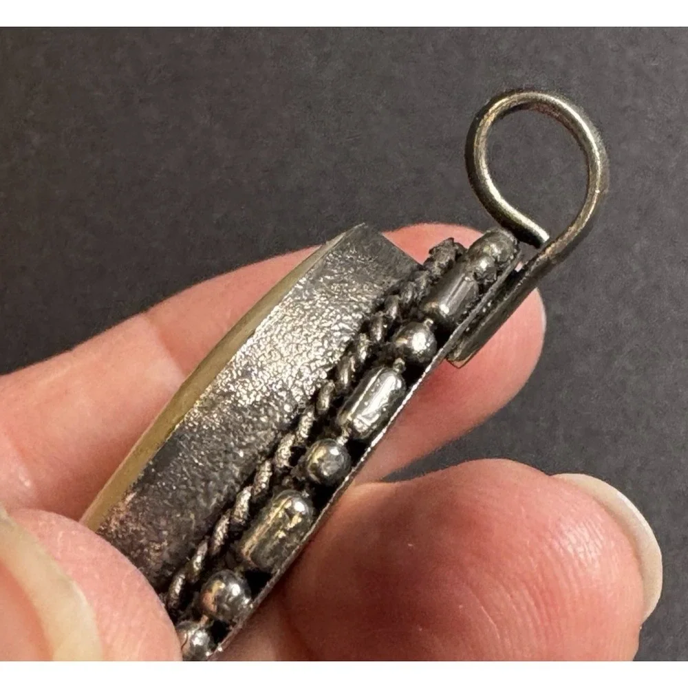 Vintage Large Oval White Silver Tone Marble Stone Granite Pendant READ - Picture 7 of 14